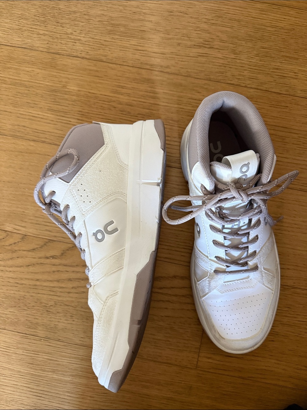 On High-Top Sneakers in Off-White and Taupe - Picture 4 of 5